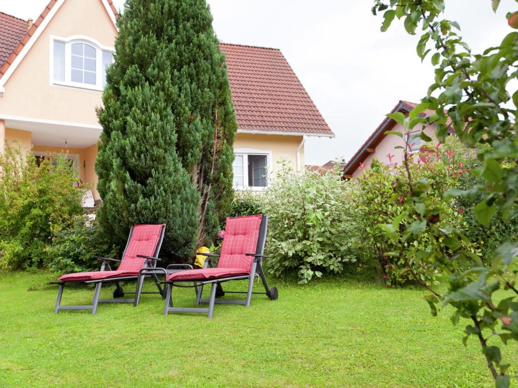 Cozy Apartment in Gerolstein with Garden room 6